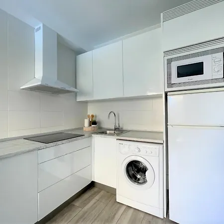 With And Garden Views 아파트