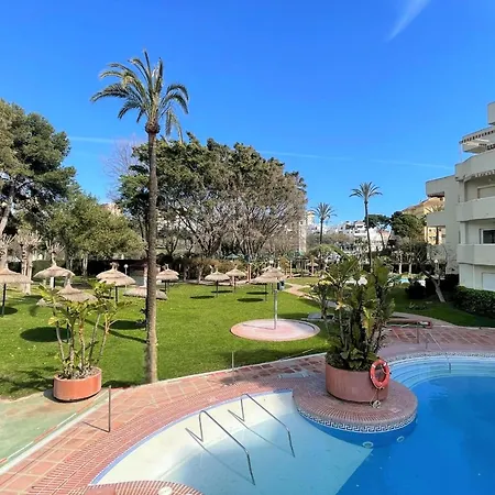 With And Garden Views Apartment